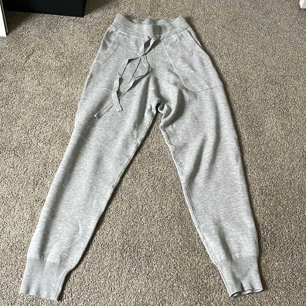 grey madison blue sweat pants, super soft